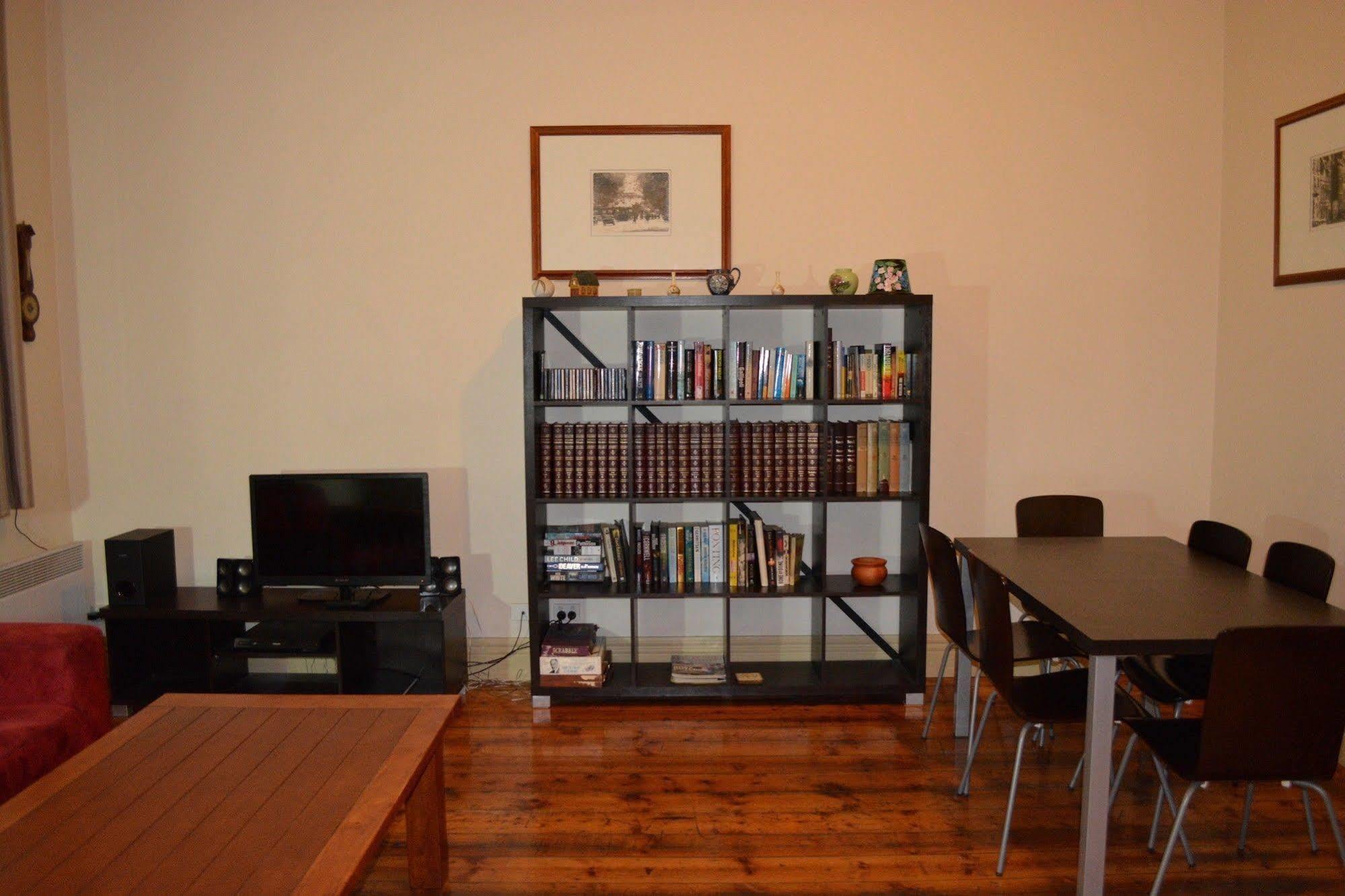 Flinders Lane Apartments Melbourne Luaran gambar