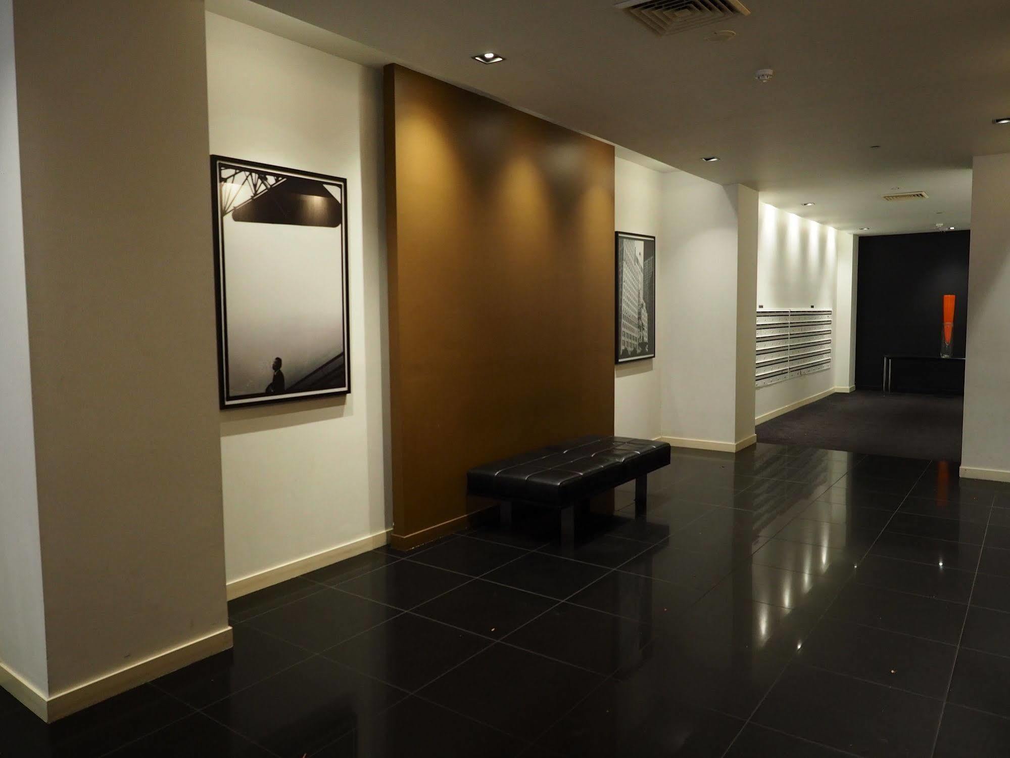 Flinders Lane Apartments Melbourne Luaran gambar